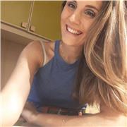 Studentessa universitaria diplomata al liceo classico